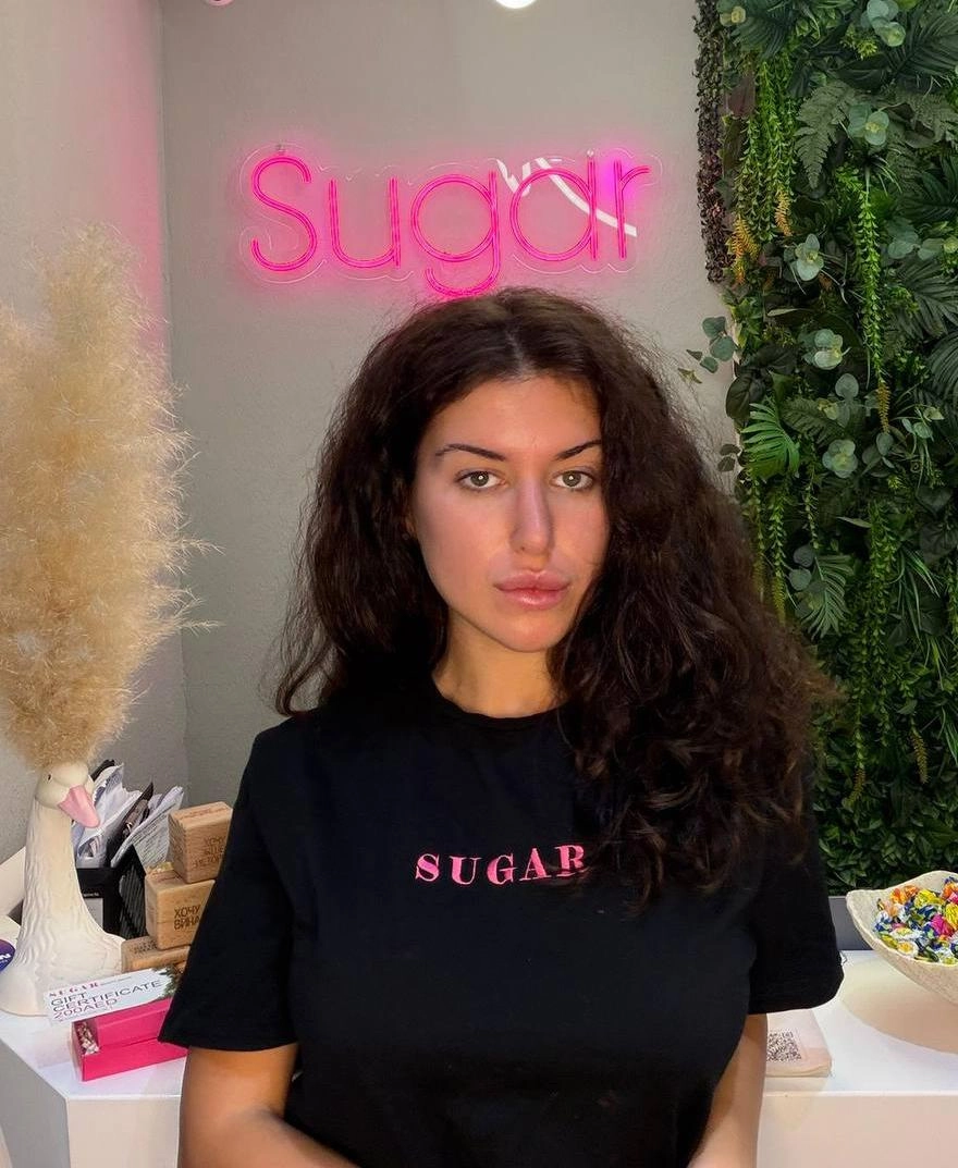 HAIRDRESSERS - Knara